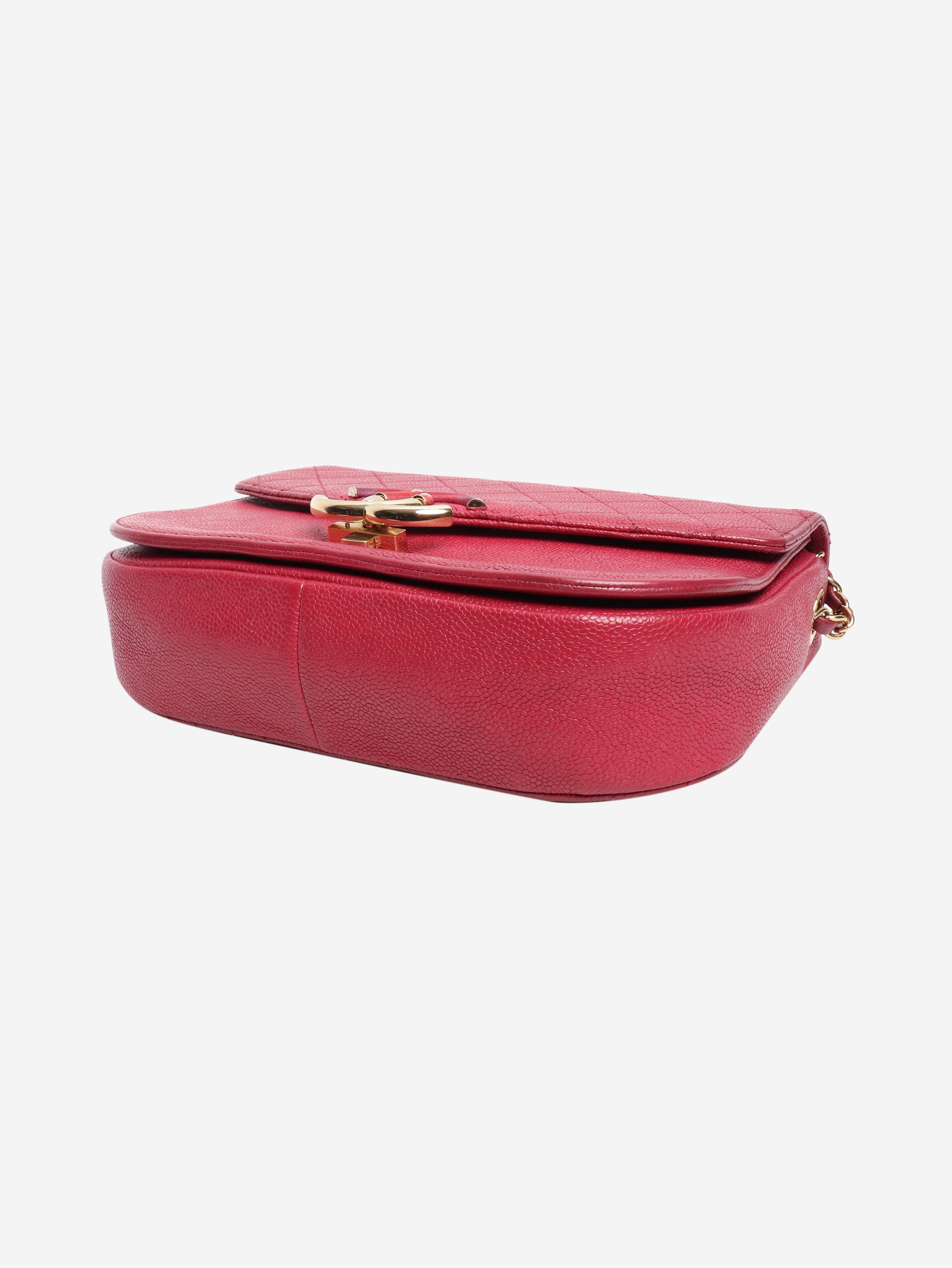 Chanel Shoulder bags - size Shoulder bags Chanel 