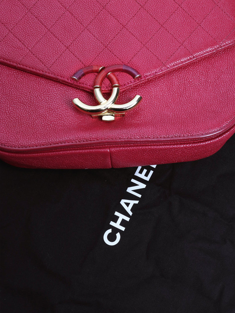 Chanel Shoulder bags - size Shoulder bags Chanel 