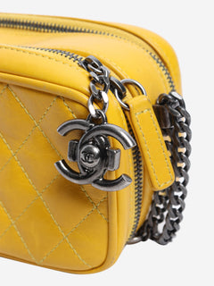 Chanel Shoulder bags - size Shoulder bags Chanel 