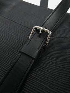 Louis Vuitton Black 2006 Segur bag in Epi leather