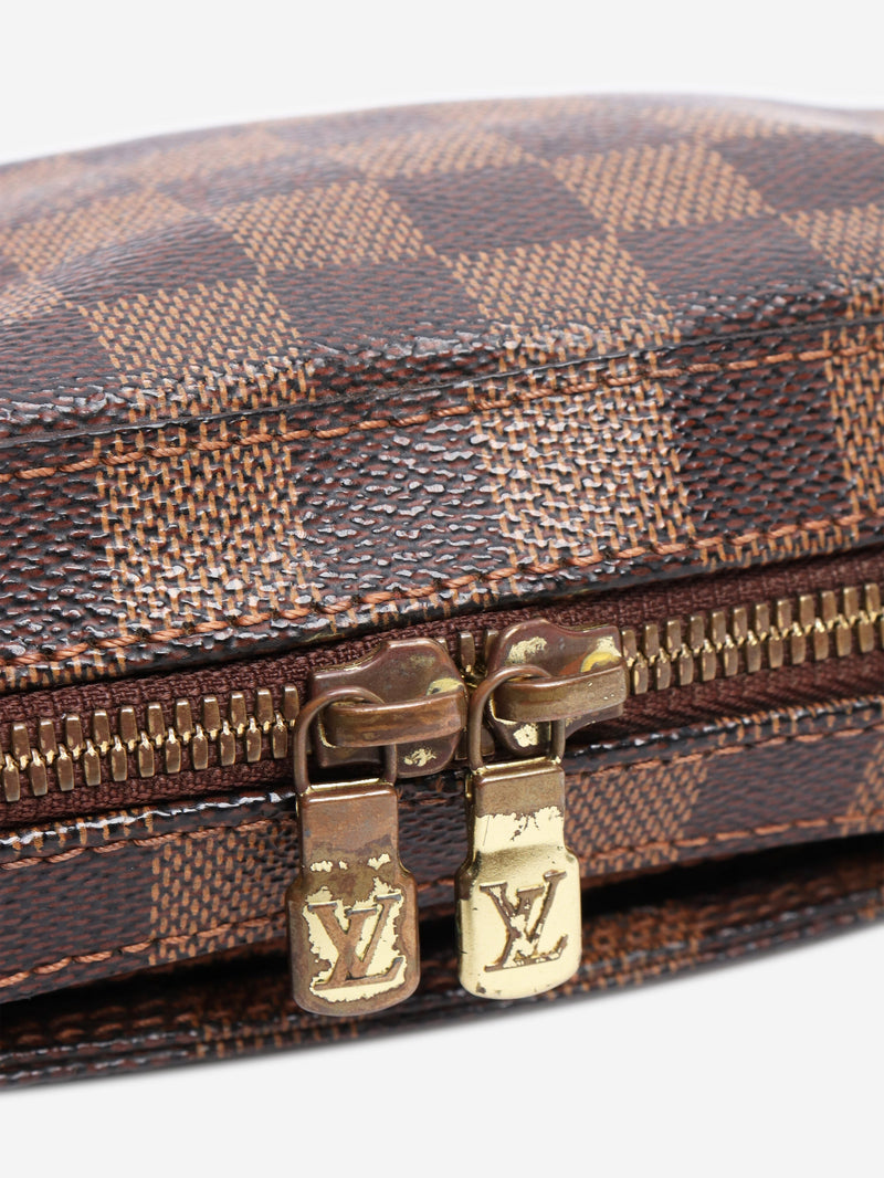 Louis Vuitton Shoulder bags - size Shoulder bags Louis Vuitton 