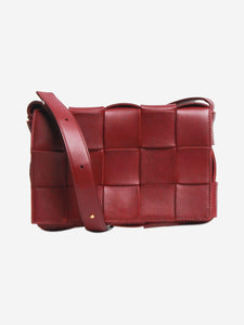 Bottega Veneta Bordeaux maxi Cassette Intrecciato bag