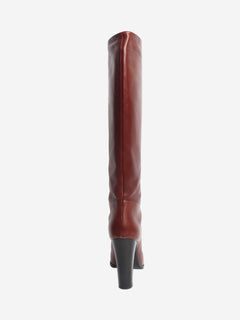 Brown knee-high leather boots - size UK 7