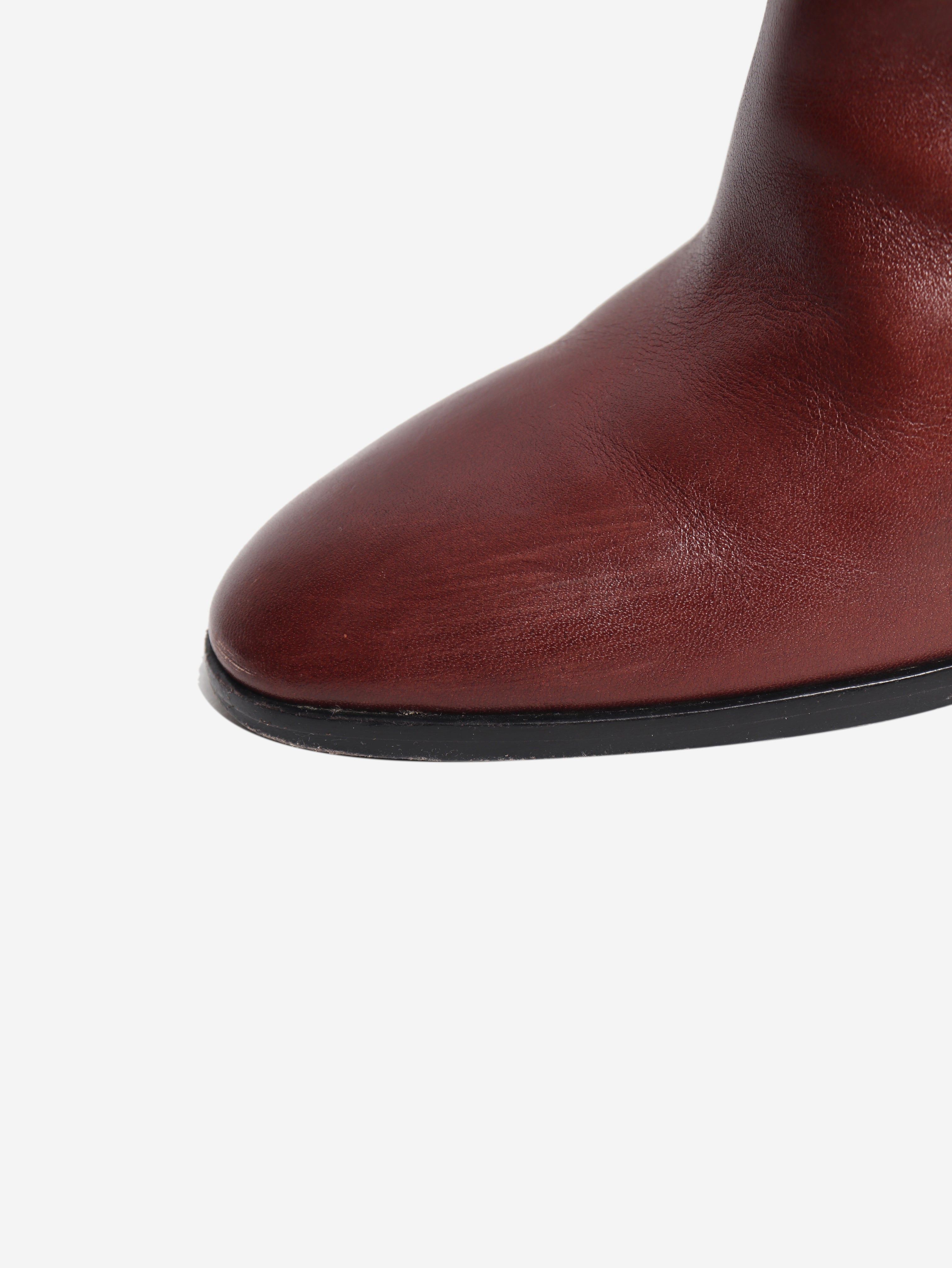 Brown knee-high leather boots - size UK 7