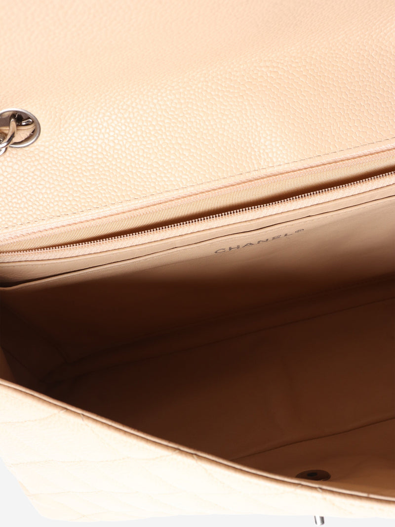 Chanel Shoulder bags - size Shoulder bags Chanel 