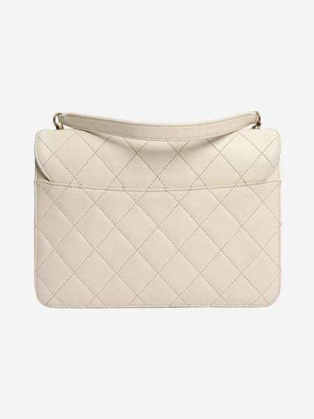 Ivory leather 2016 Beauty lock flap bag alternate image