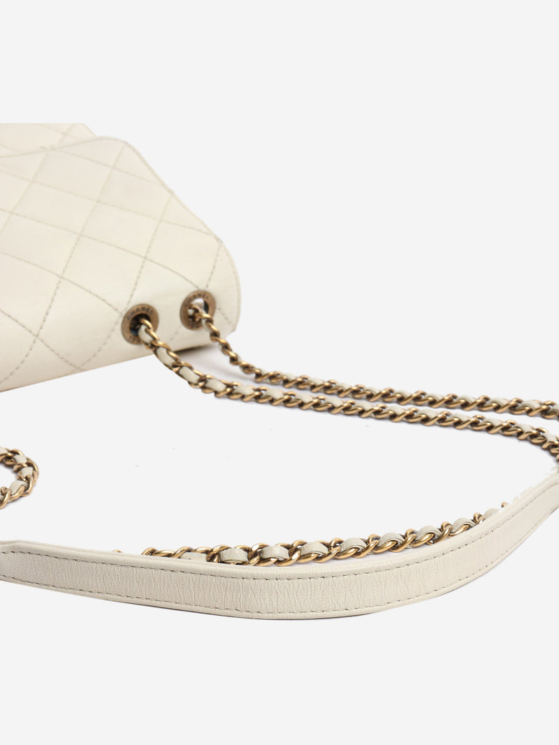 Ivory leather 2016 Beauty lock flap bag Shoulder bags Chanel 