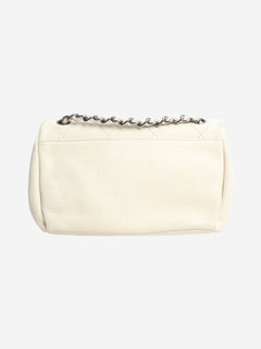 Chanel Shoulder bags - size Shoulder bags Chanel 