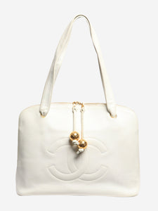 Chanel White enlarged logo shoulder bag