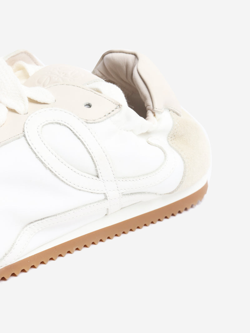 Neutral Flow runners - size EU 39