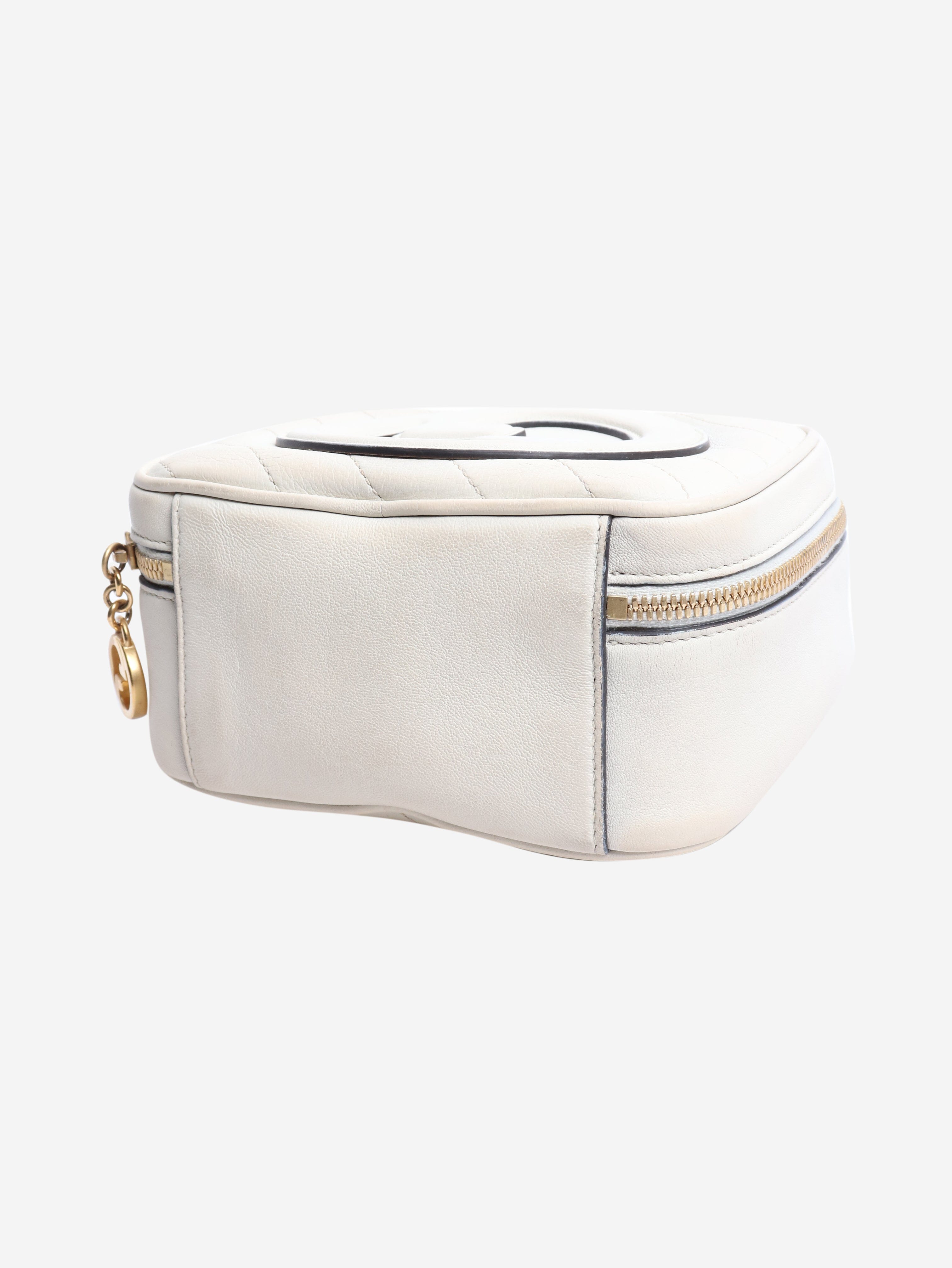 Gucci Shoulder bags - size Shoulder bags Gucci 