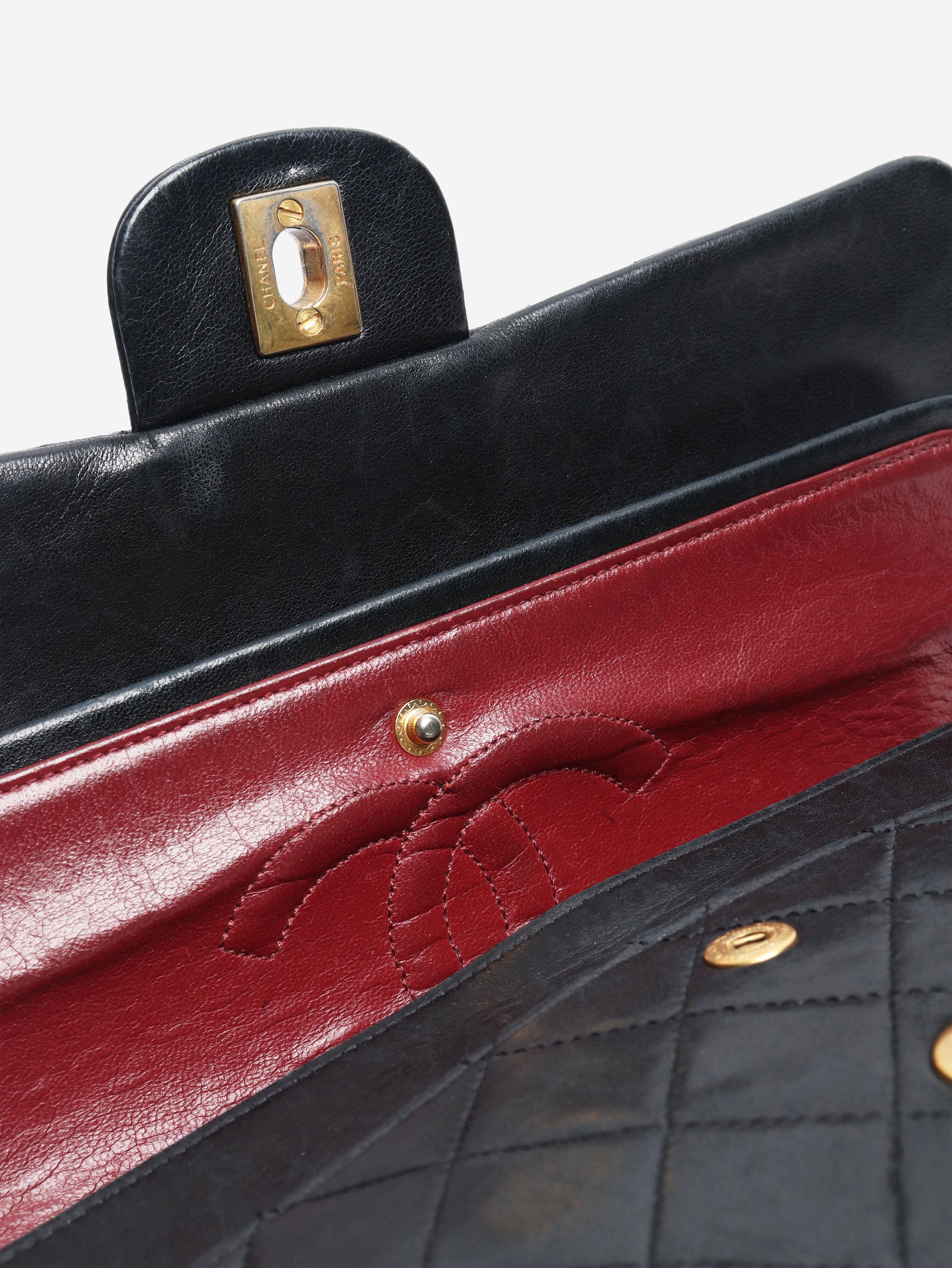 Chanel Black 1984 - 1986 vintage classic flap bag Cross Body Bags Chanel 