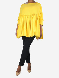 Yellow peplum top - size One Size Tops Egg 