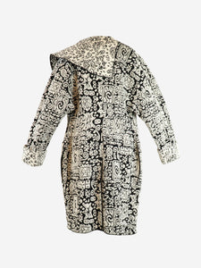 Celine Black & white jacquard patterned coat - size UK 6