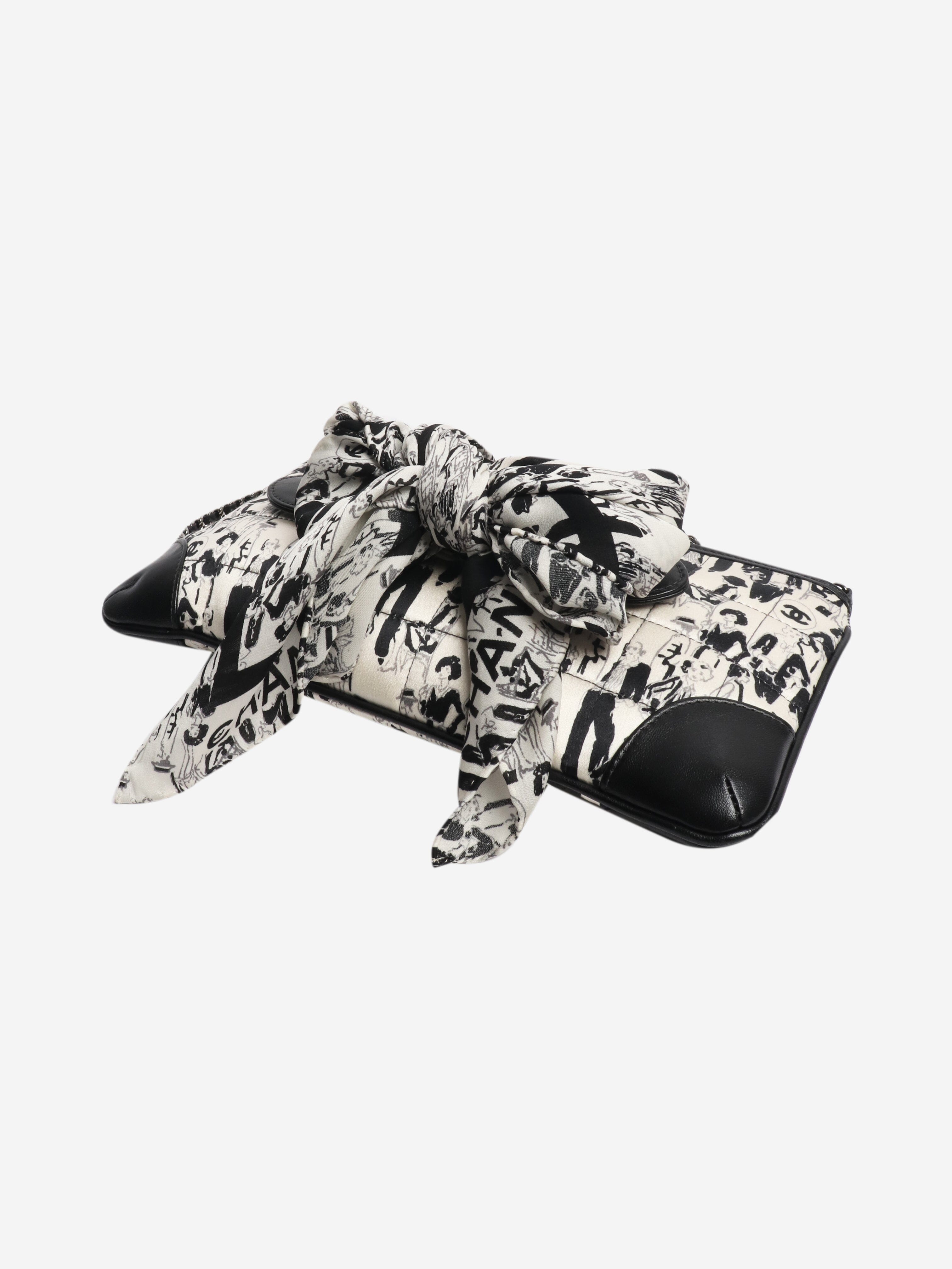 Black and white 2003 Mademoiselle choco bar quilted scarf bag Shoulder bags Chanel 