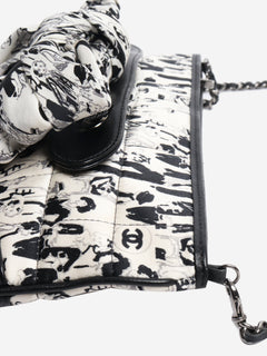 Black and white 2003 Mademoiselle choco bar quilted scarf bag Shoulder bags Chanel 
