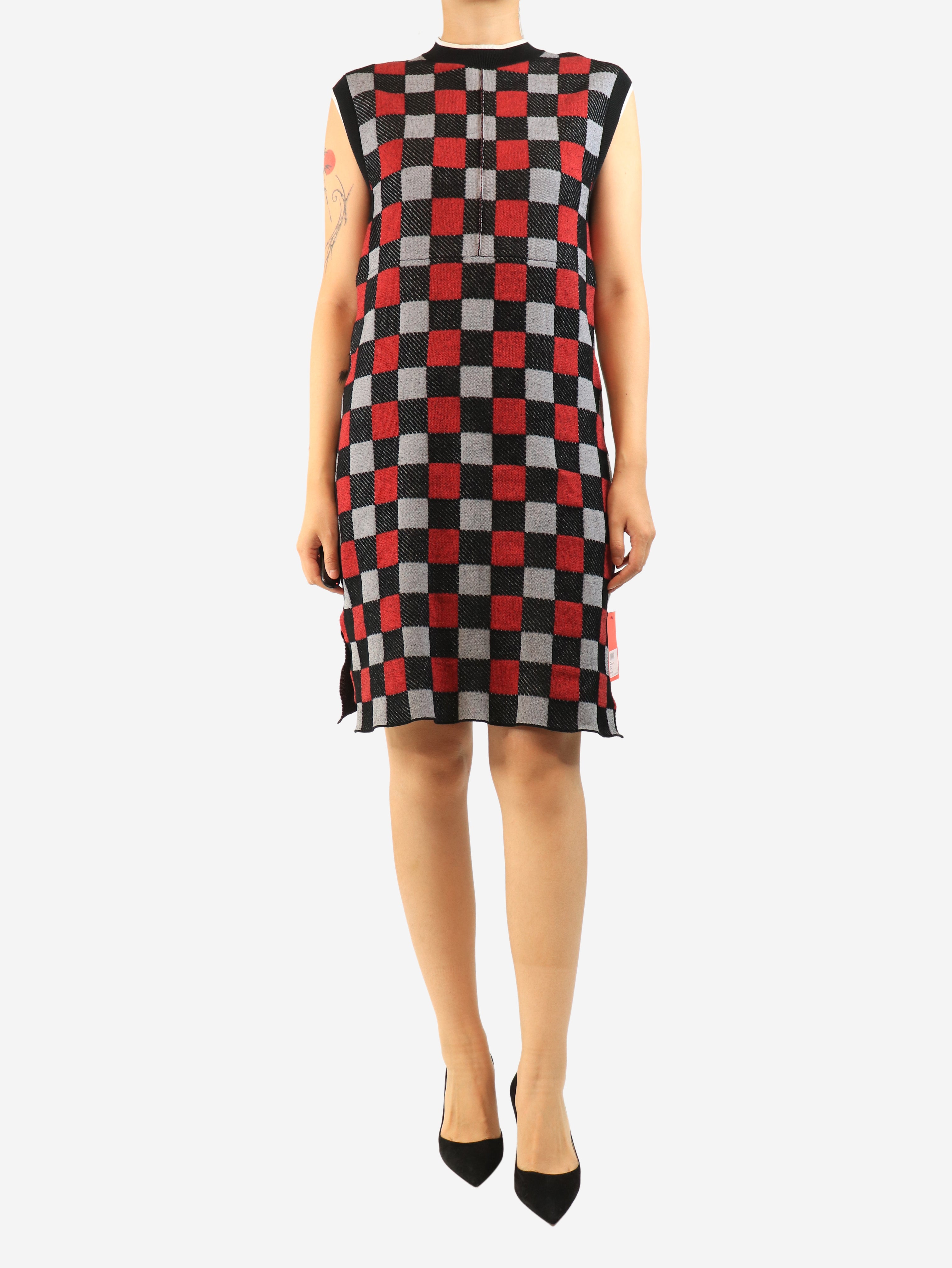 Grey and red sleeveless check knit dress - size UK 10