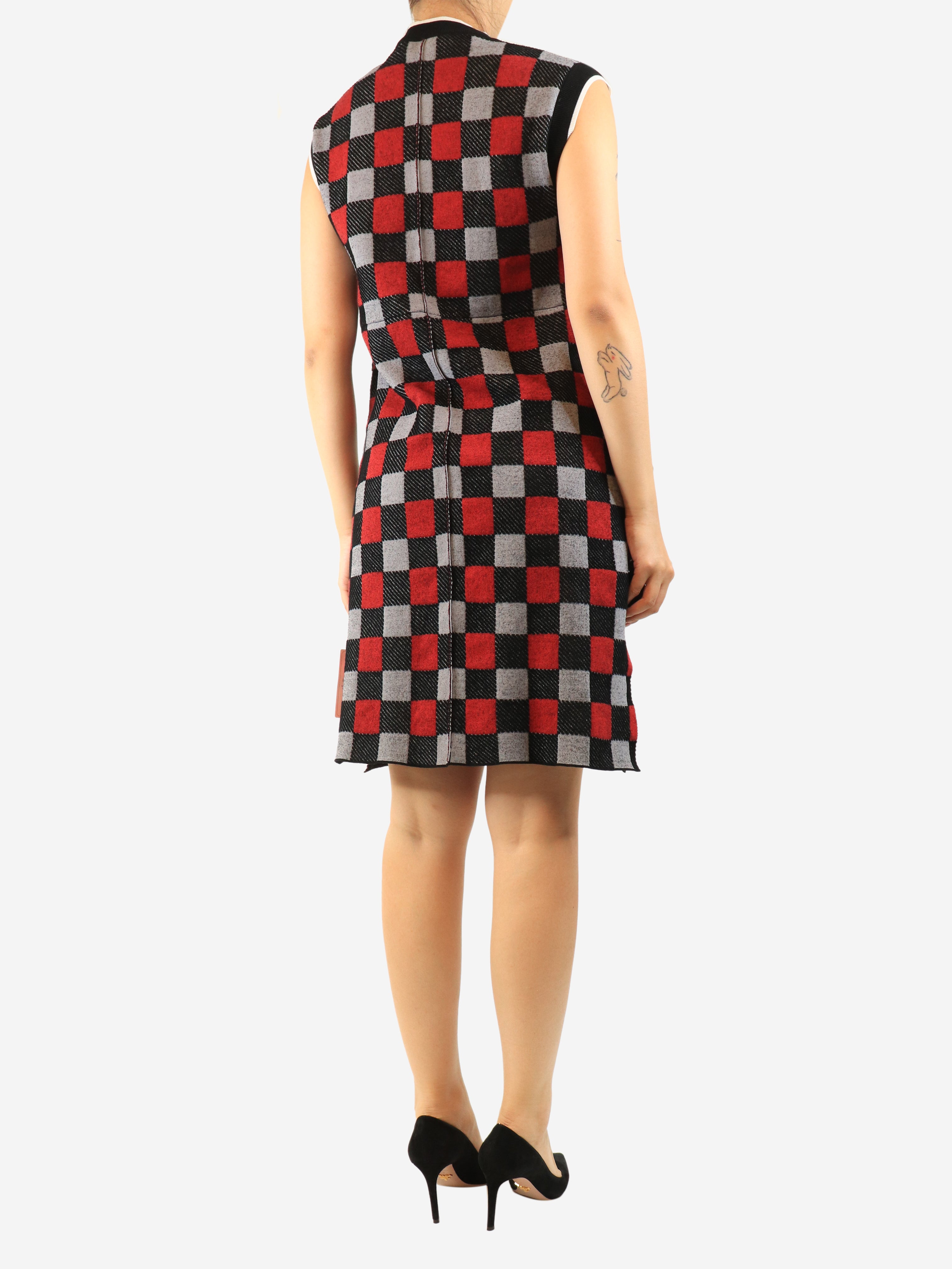 Grey and red sleeveless check knit dress - size UK 10