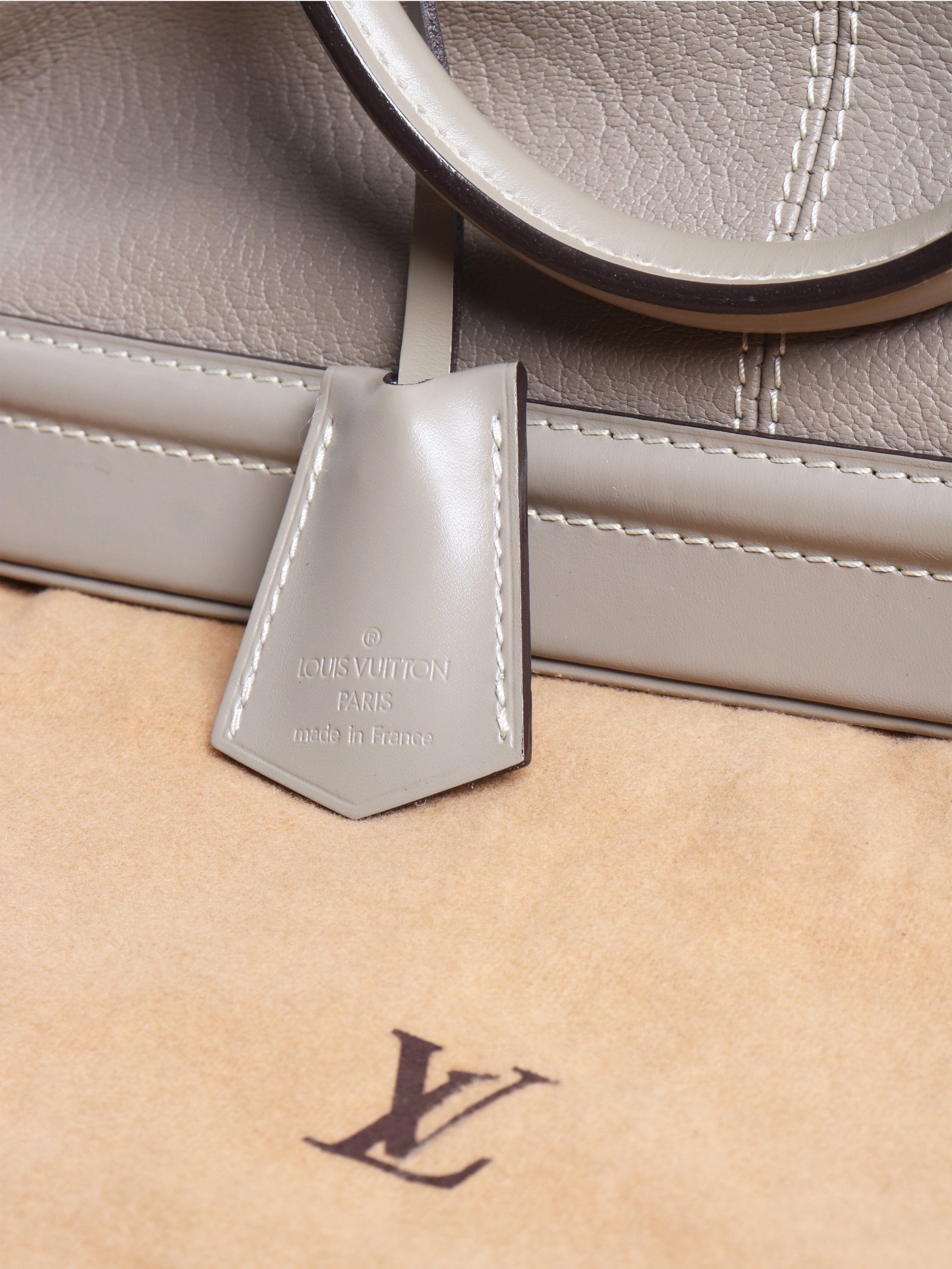 Taupe 2007 Lockit leather bag Top Handle Bags Louis Vuitton 