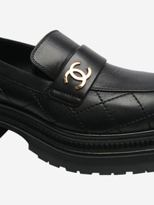 Chanel Black CC platform quilted loafers - size EU 39.5