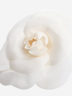 Cream Camellia floral brooch Brooches Chanel 