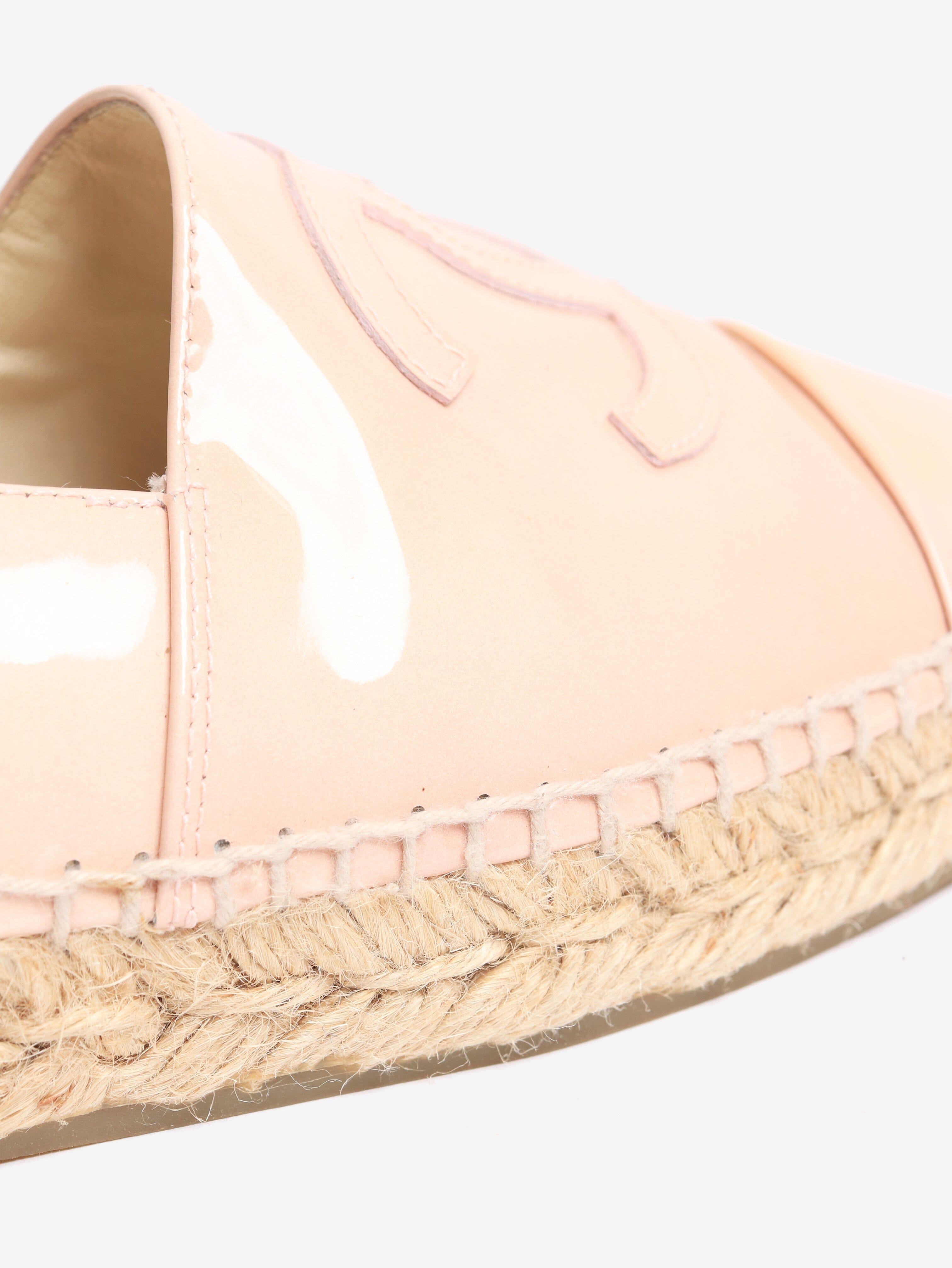 Pink patent leather espadrilles - size EU 36 Flat Shoes Chanel 