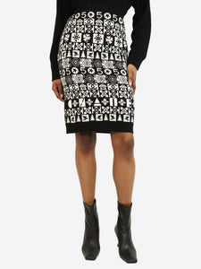 Chanel Black and white cashmere jacquard midi skirt - size UK 6