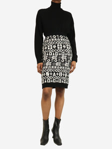 Chanel Black and white cashmere jacquard midi skirt - size UK 6