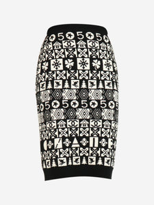 Chanel Black and white cashmere jacquard midi skirt - size UK 6