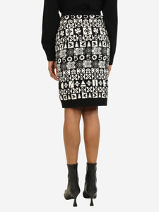 Chanel Black and white cashmere jacquard midi skirt - size UK 6