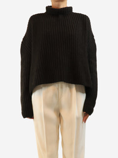 Dark brown ribbed high-neck jumper - size S