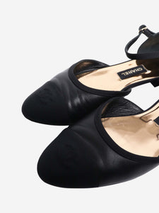 Chanel Black leather cutout flat shoes - size EU 40