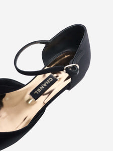 Chanel Black leather cutout flat shoes - size EU 40