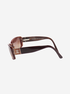 Burgundy rectangular sunglasses