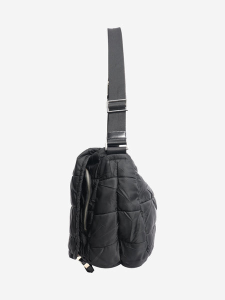 Black nylon puffer messenger bag alternate image