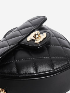 Black 2021 lambskin heart bag