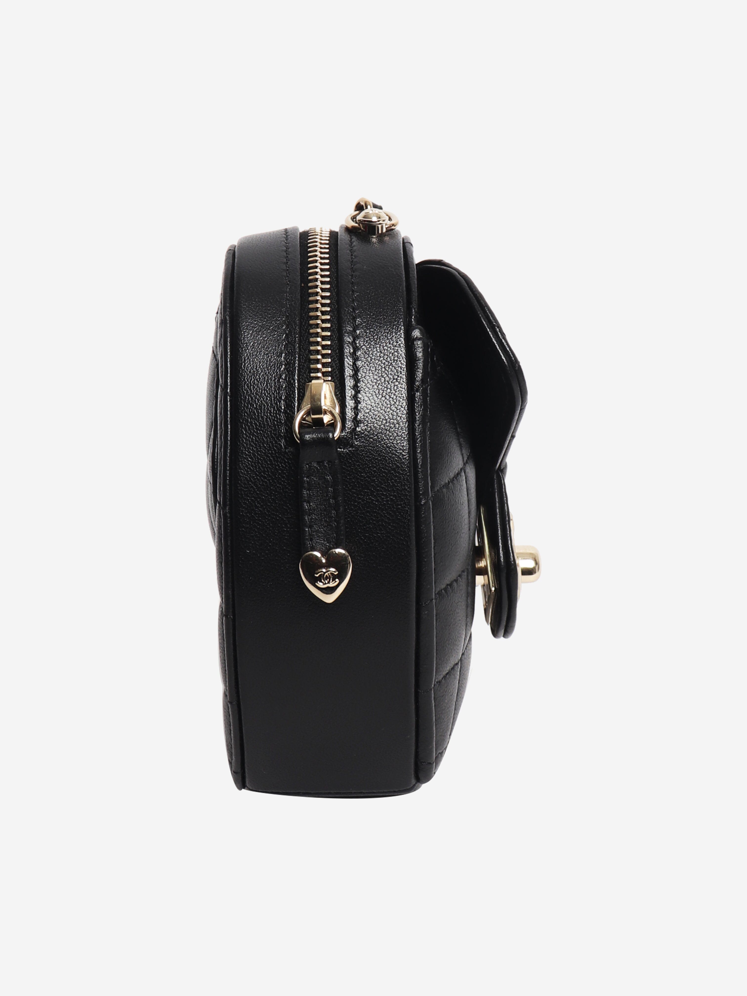 Black 2021 lambskin heart bag