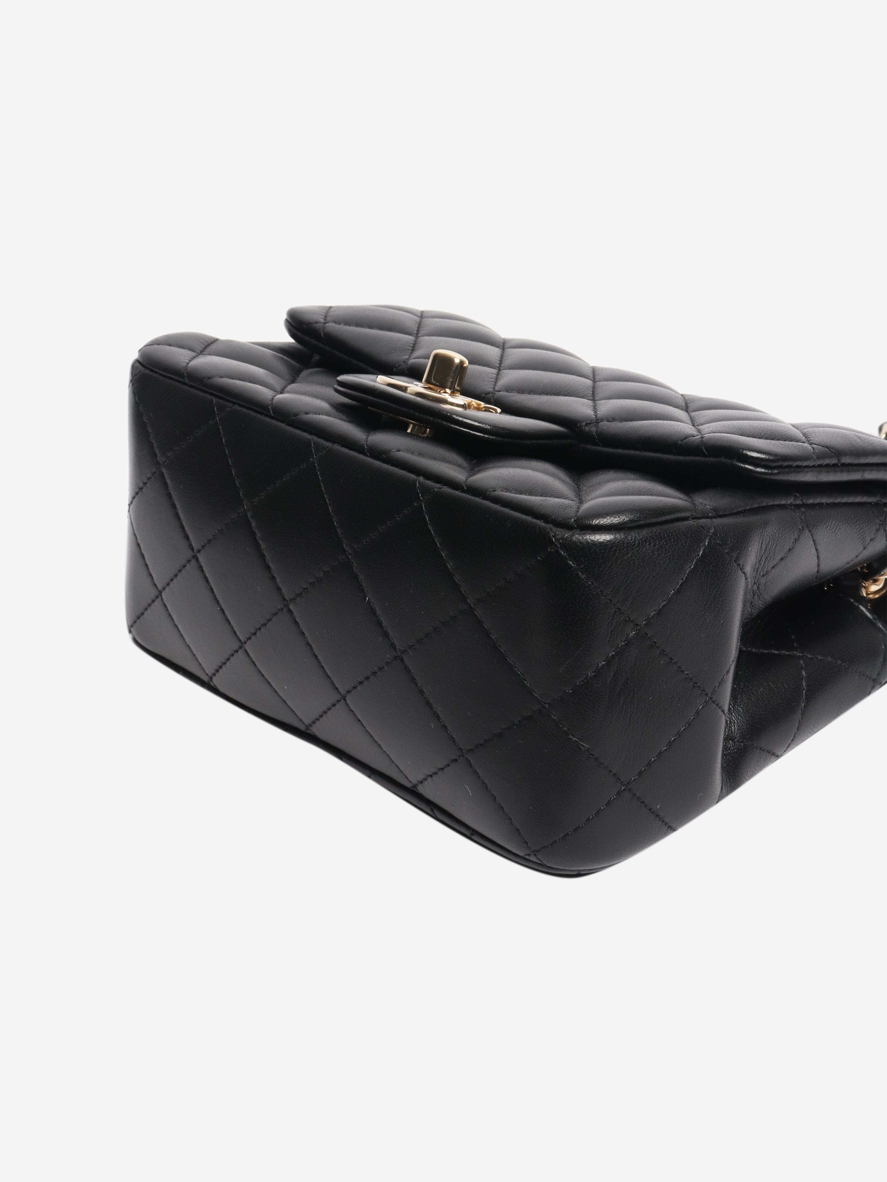 Black 2020 mini lambskin quilted Classic Single Flap bag Cross-body bags Chanel 
