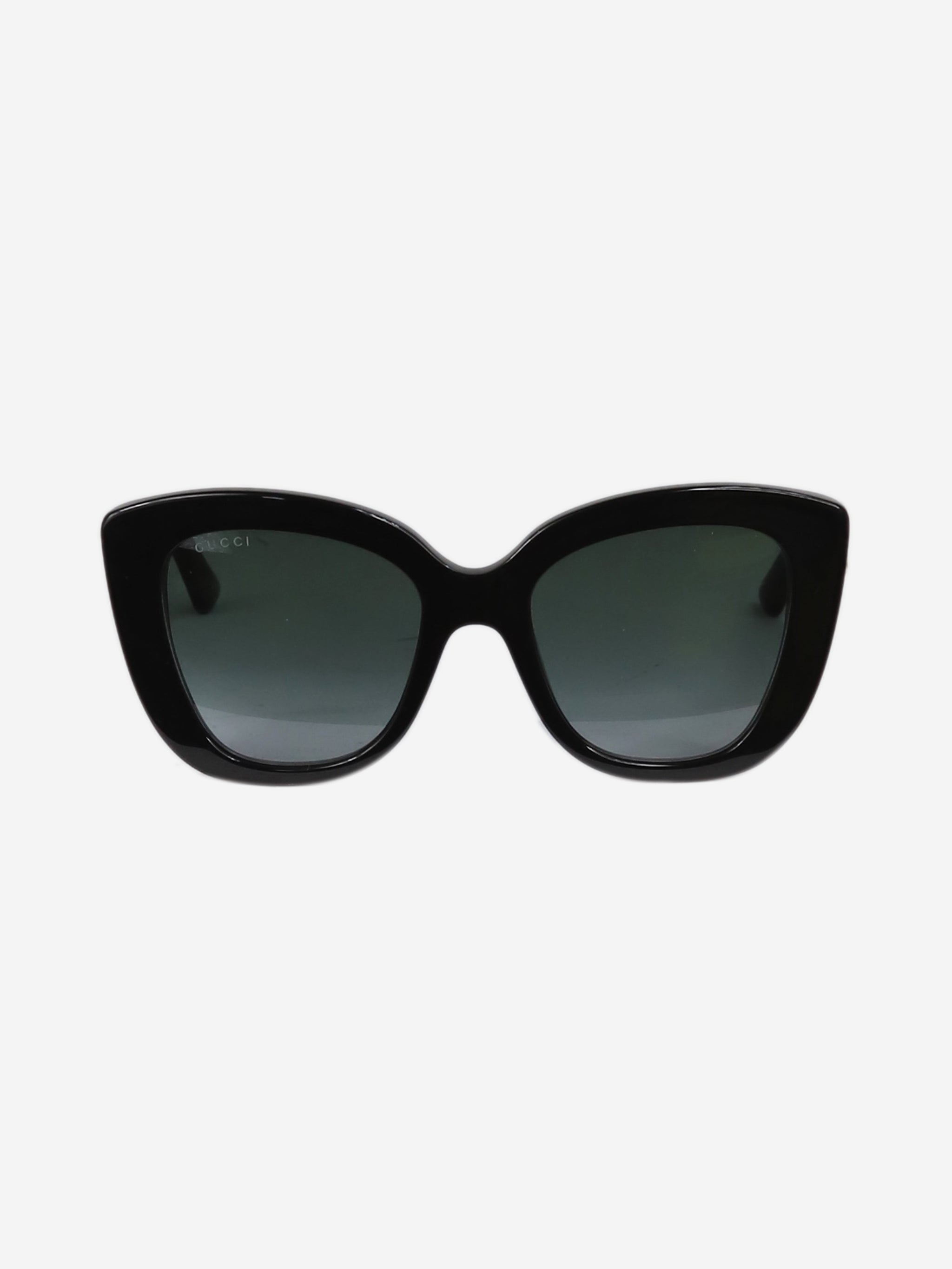 Gucci Black GG emblem oversized frame sunglasses - size | Sign of the Times
