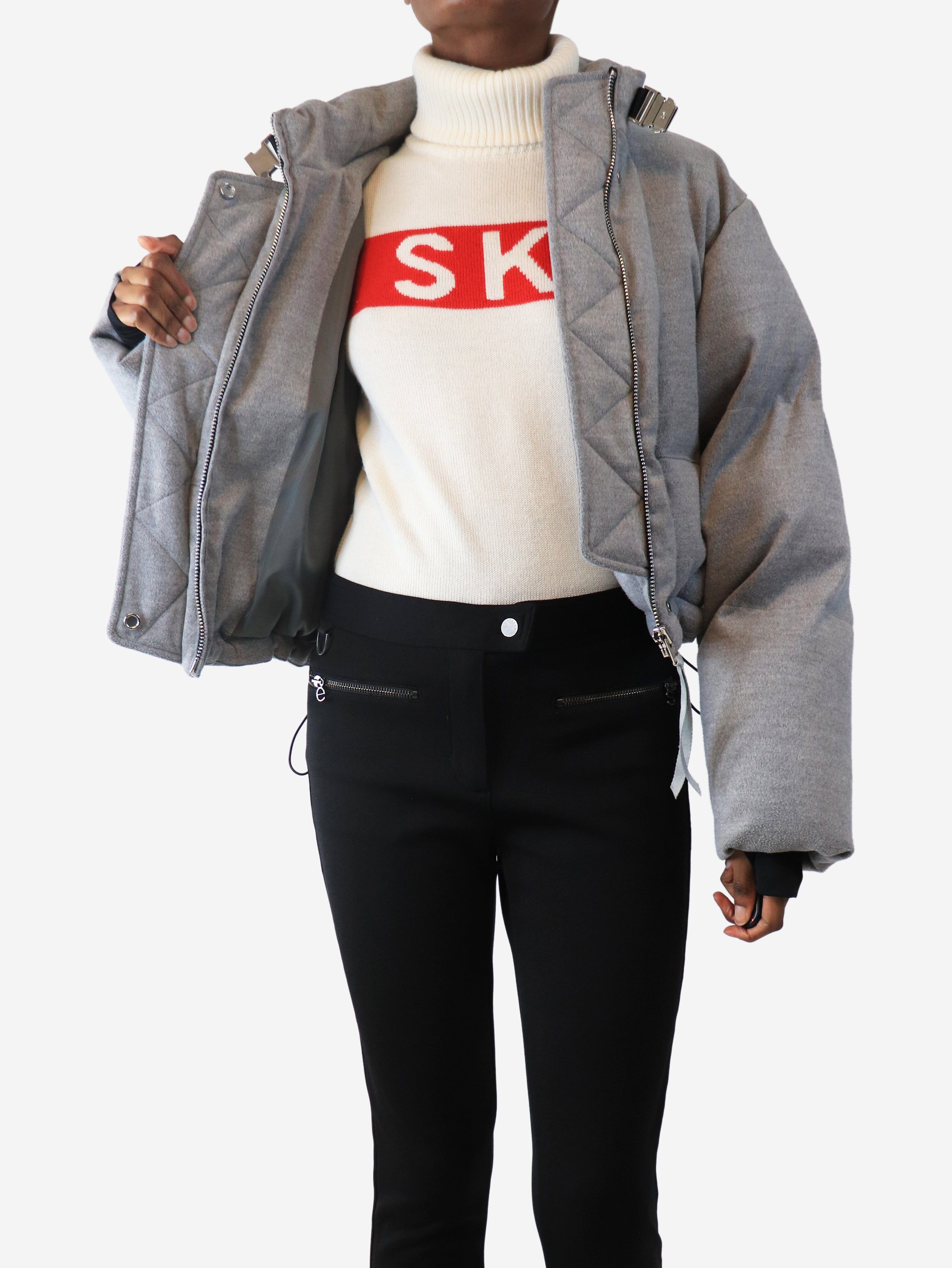 Grey Hallie Mae puffer jacket - size M Skiwear Shoreditch Ski Club 