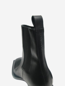 Dagmar Black square-toe Chelsea boots - size EU 38