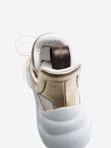 Louis Vuitton White Archlight trainers - size EU 41