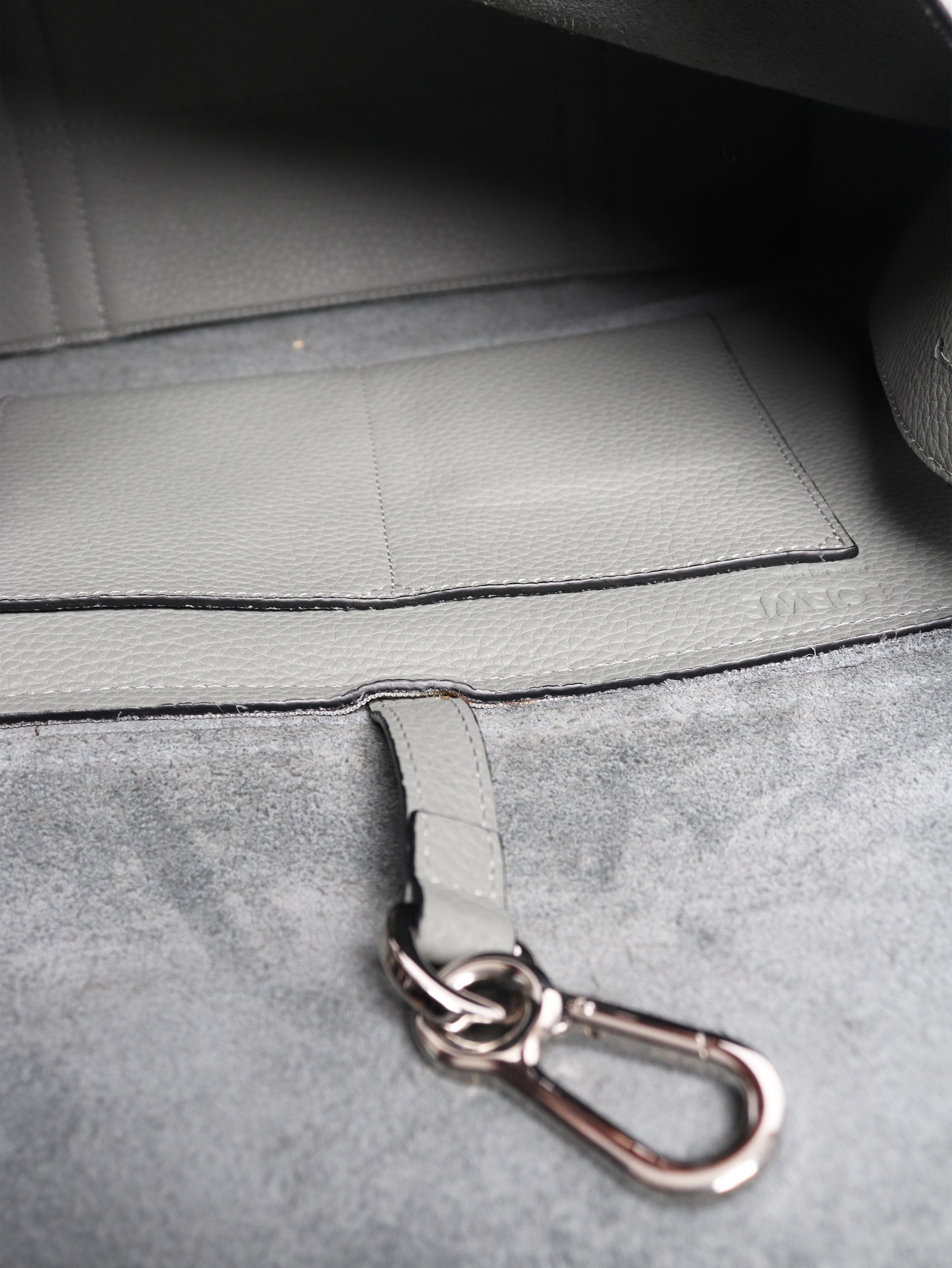 Loewe Shoulder bags - size Shoulder bags Loewe 