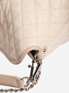 Chanel Cream 2012 caviar leather quilted shoulder bag