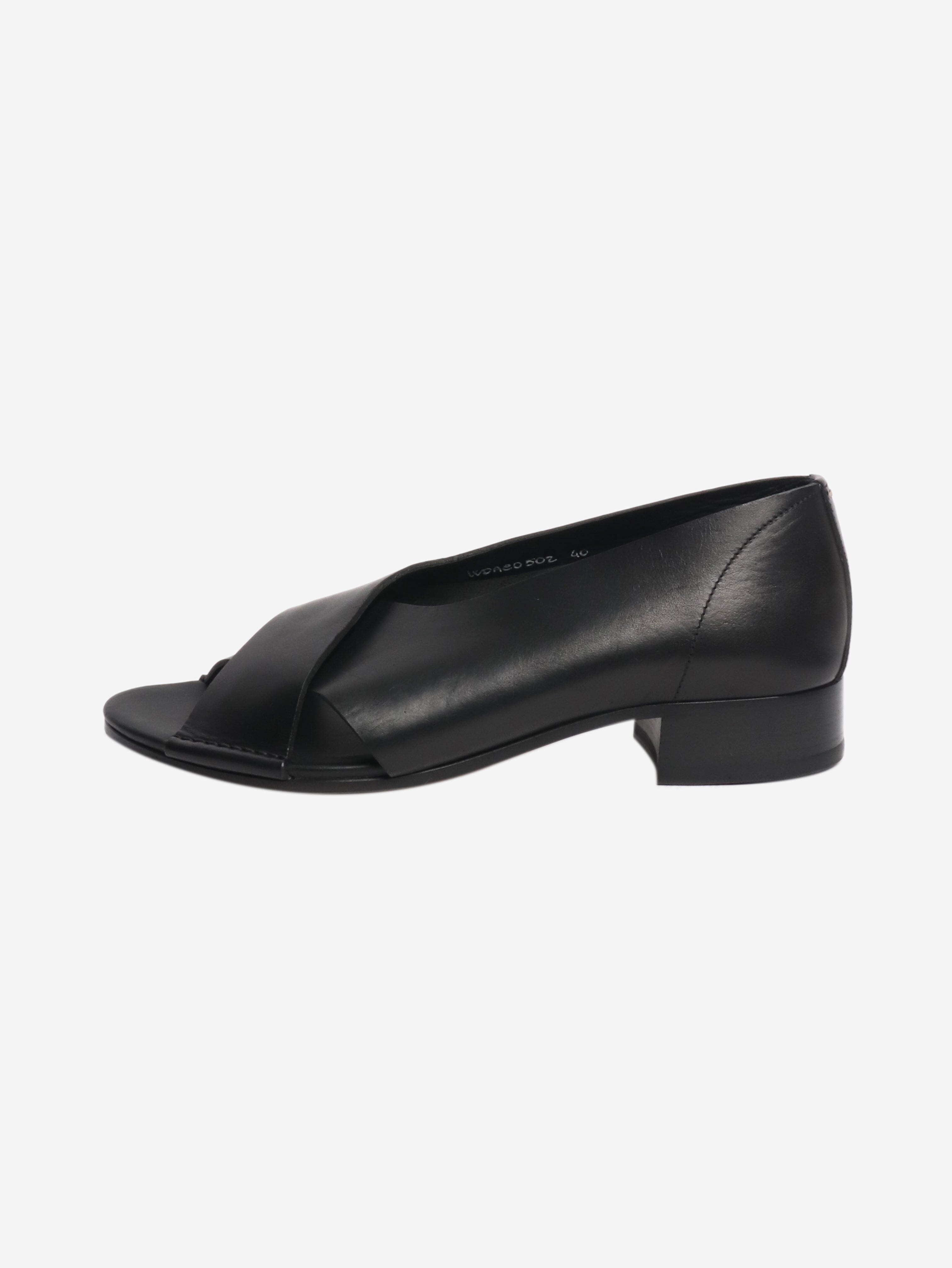 Black leather open-toe shoes - size EU 40 Flat Shoes Margaret Howell 