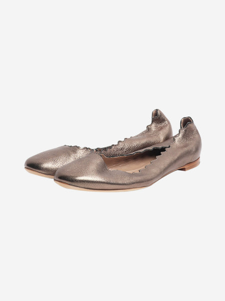 Cool bronze scallop-edge ballet flats - size EU 37 alternate image