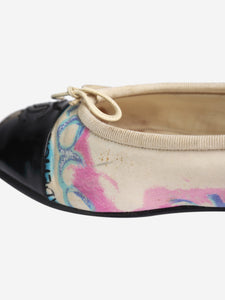 Chanel Multi graffiti toe-cap flat ballet pumps - size EU 36.5