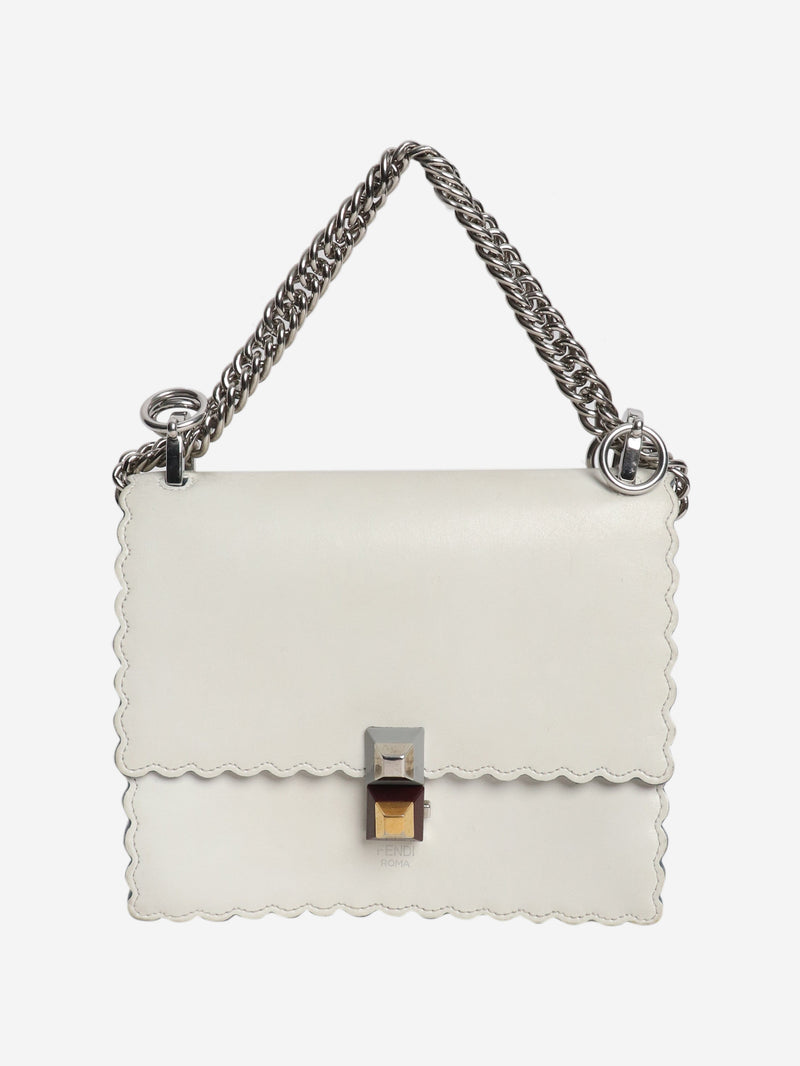 Fendi Shoulder bags - size Shoulder bags Fendi 