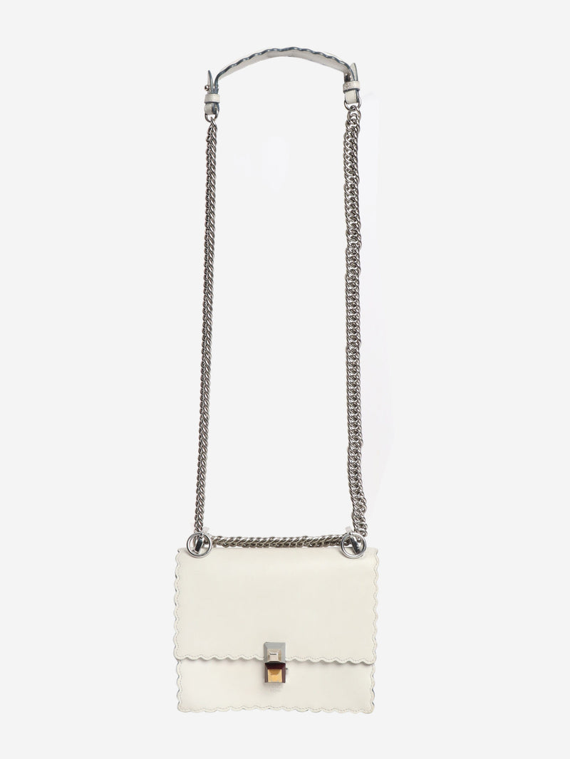 Fendi Shoulder bags - size Shoulder bags Fendi 