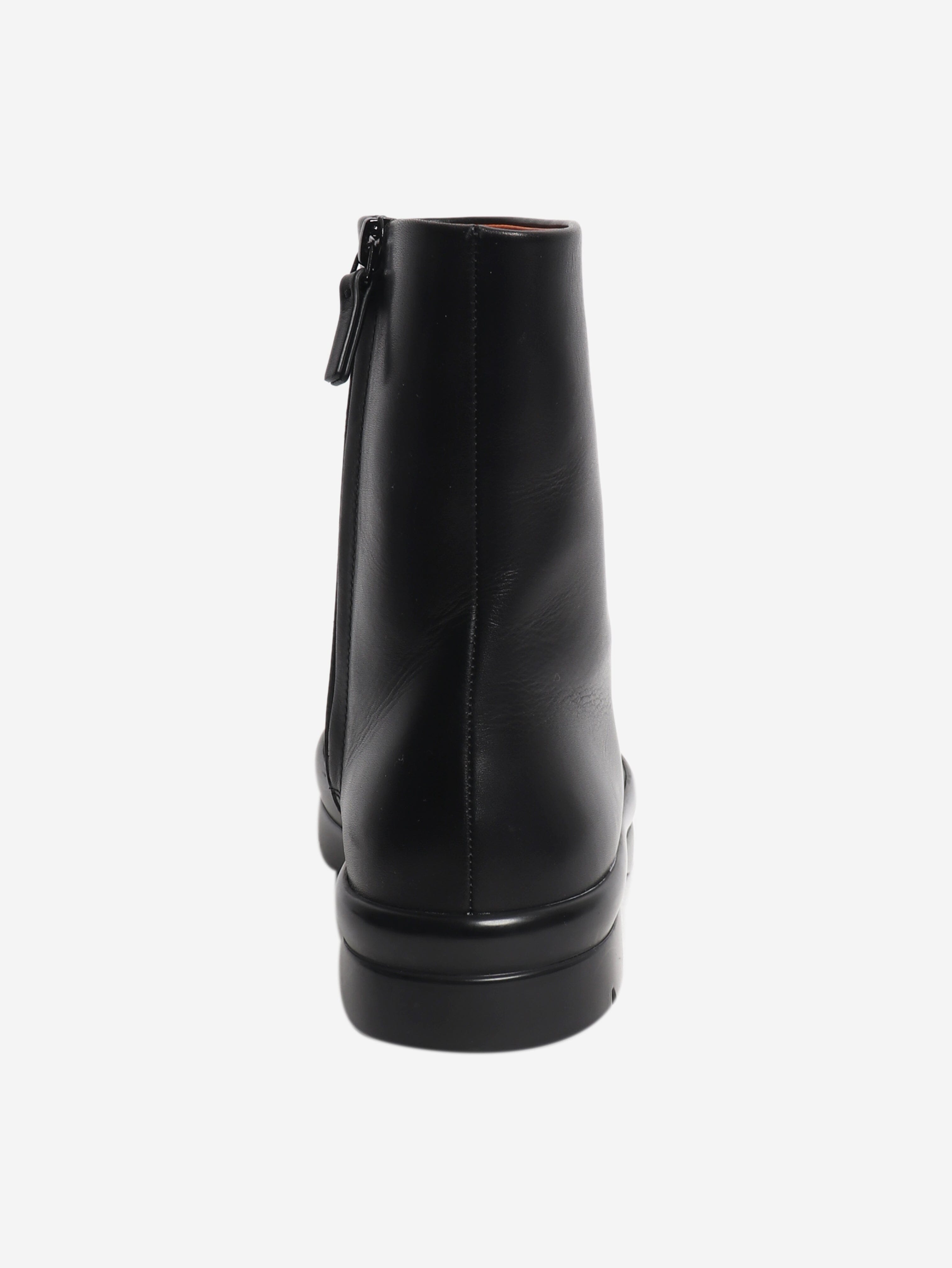 Black leather ankle boots - size EU 38.5 (UK 5.5) Boots The Row 